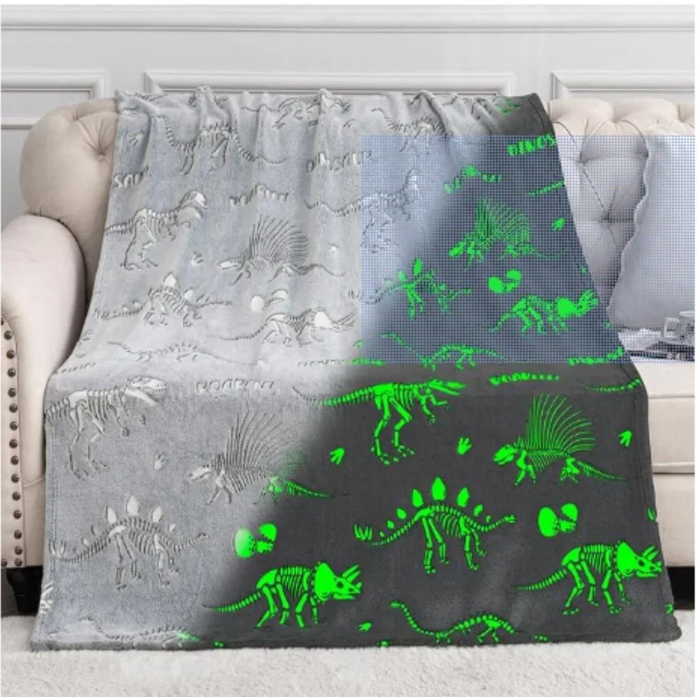 NIP Glow In The Dark Dinosaur Skeleton Fossil Fleece Blanket 50x60 Kids Soft Fun